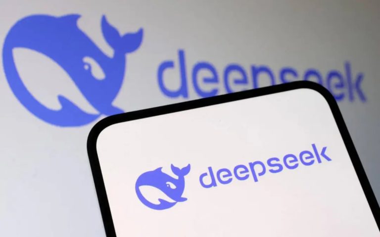 comment DeepSeek relève les défis de la confidentialité et des biais