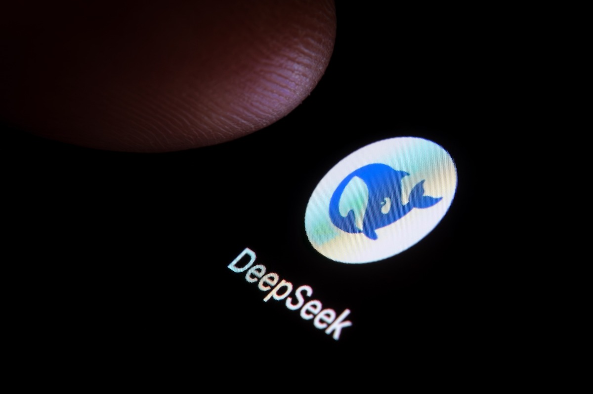 L'intelligence artificielle au service de la créativité : comment DeepSeek aide à générer du contenu créatif 11111